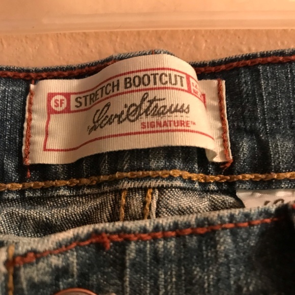 Levi’s stretch tall - Picture 4 of 6